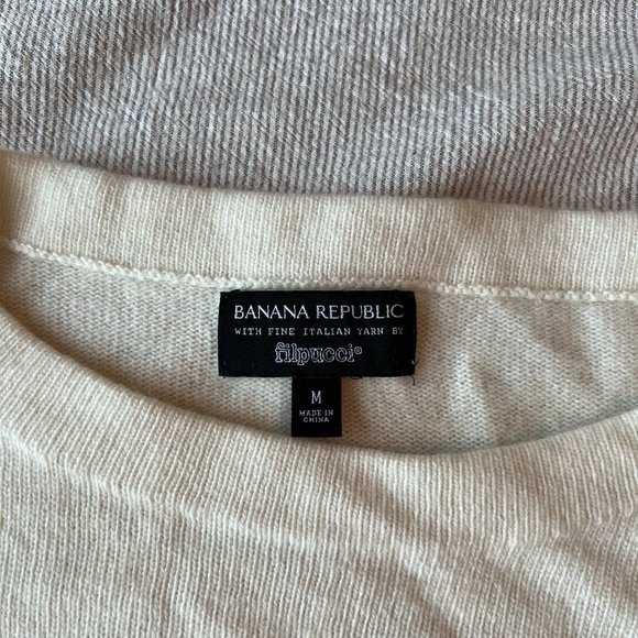 Banana Republic Cashmere Merino Wool Sweater - Picture 2 of 6